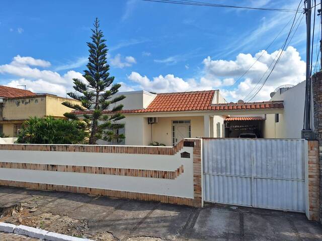 #35 - Casa para Venda em Campos dos Goytacazes - RJ - 1